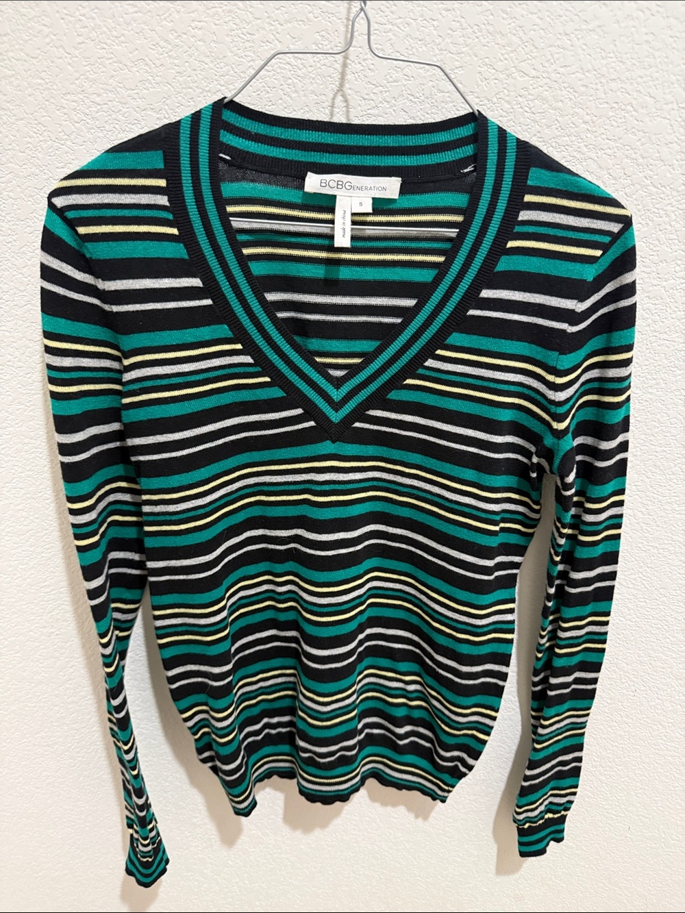 BCBGeneration Black, Teal & Yellow Striped V-Neck Sweater y2k